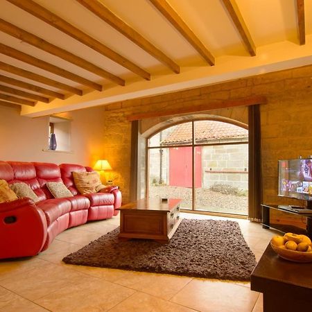 Spangle Cottage, Borrowby Farm Cottages Staithes Bagian luar foto